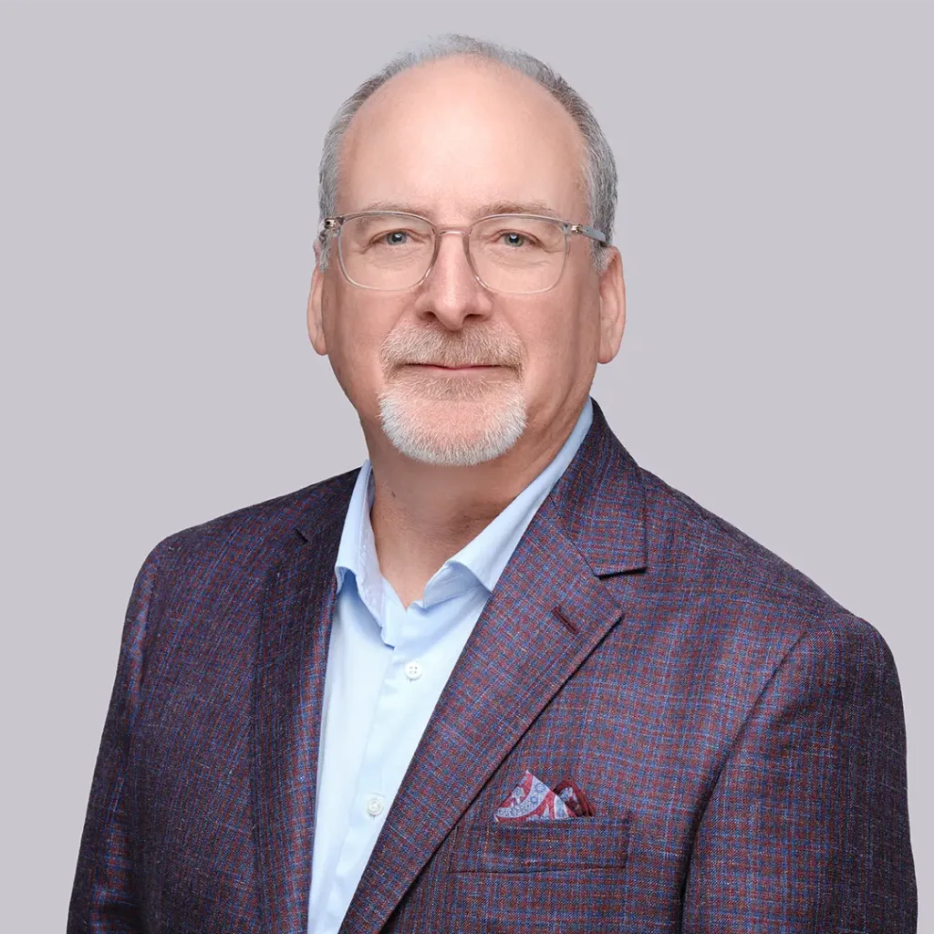 Headshot of Mark MacAulay